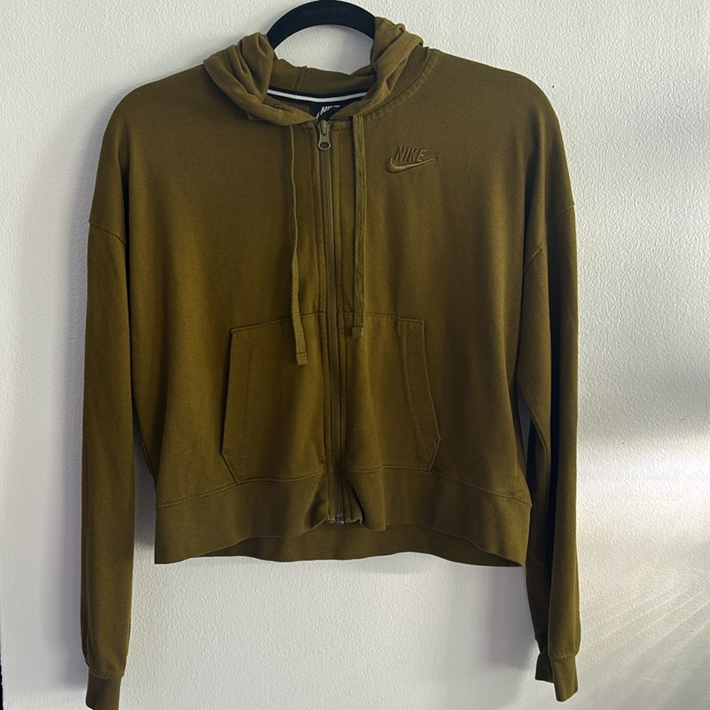 Nike Sweater